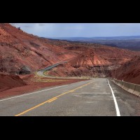 Country road, desert, Utah  :: RDShallscrossing50227jpg